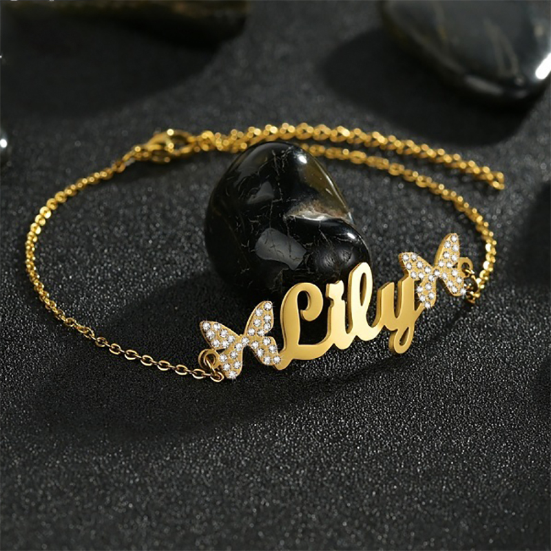 Комплект ювелирных изделий Ato – обзор и цена Engraved Name Necklace