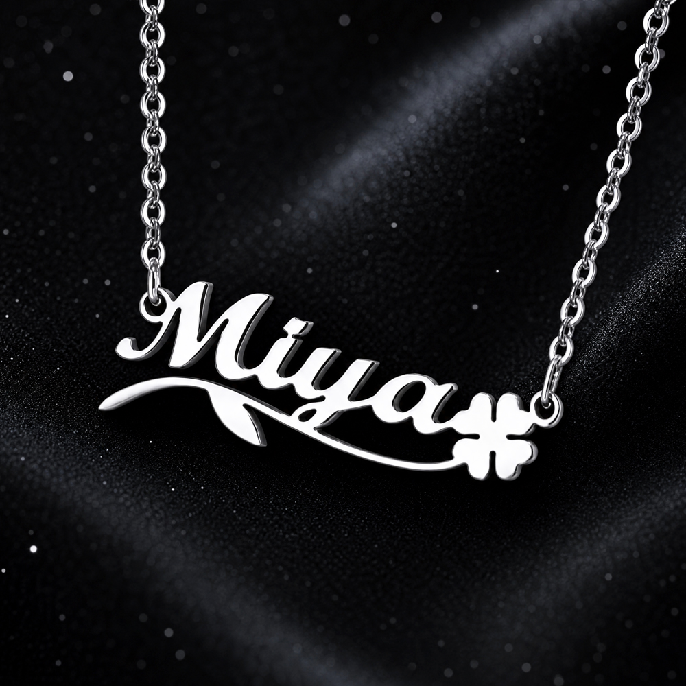 Ожерелье с именем в виде бабоч – обзор и цена Engraved Name Necklace